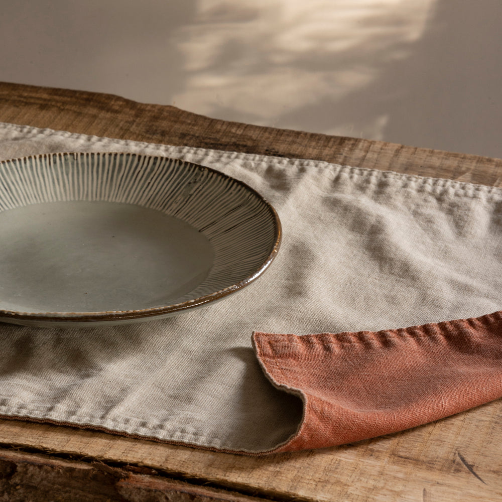 
                      
                        Linen double-sided placemat
                      
                    