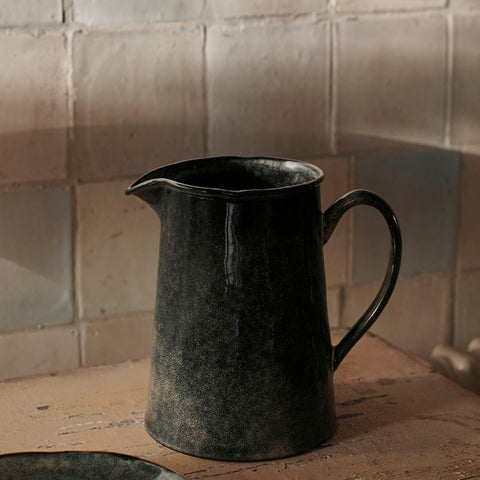 Organic jug green