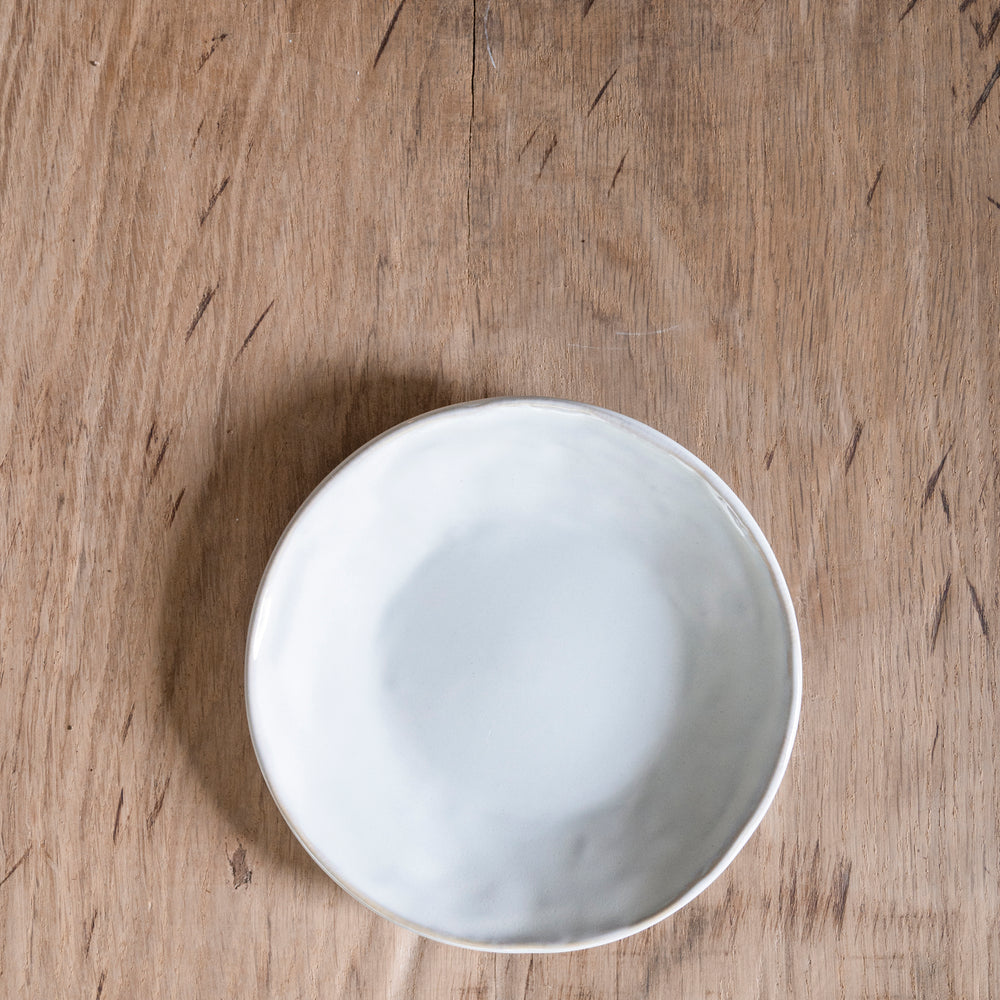 
                      
                        Organic plate white, Ø 17 cm
                      
                    