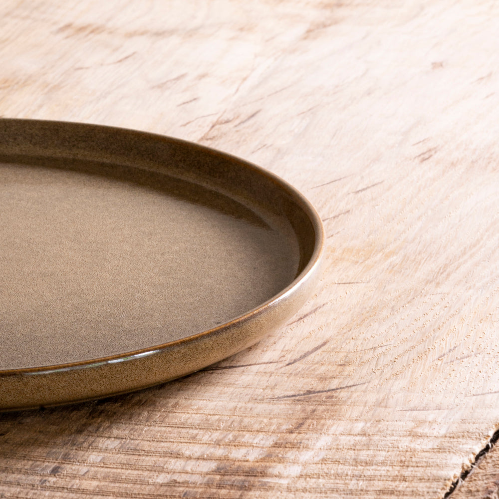 
                      
                        Serenity plate camel, Ø 27 cm
                      
                    