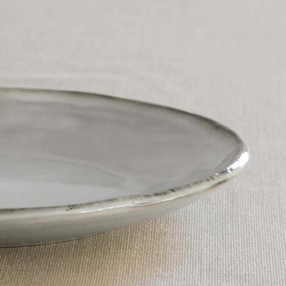 
                      
                        Organic plate light grey, Ø 17 cm
                      
                    