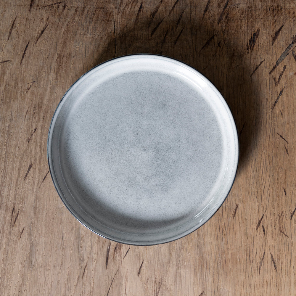 
                      
                        Serenity plate grey, Ø 18 cm
                      
                    